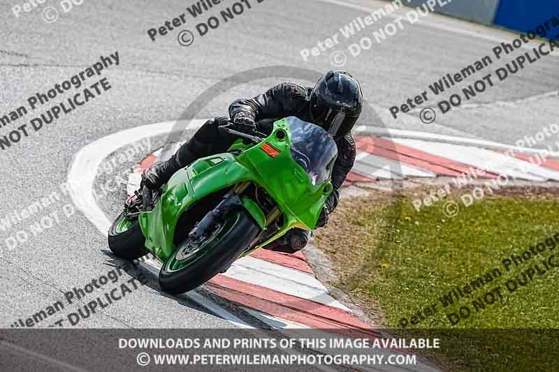 donington no limits trackday;donington park photographs;donington trackday photographs;no limits trackdays;peter wileman photography;trackday digital images;trackday photos